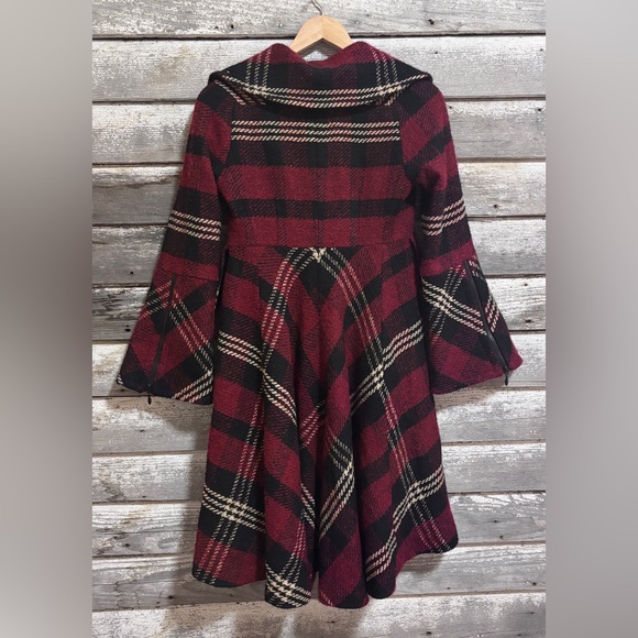 Christian Chenail red/black plaid wool coat, size 4 - Picture 4 of 4